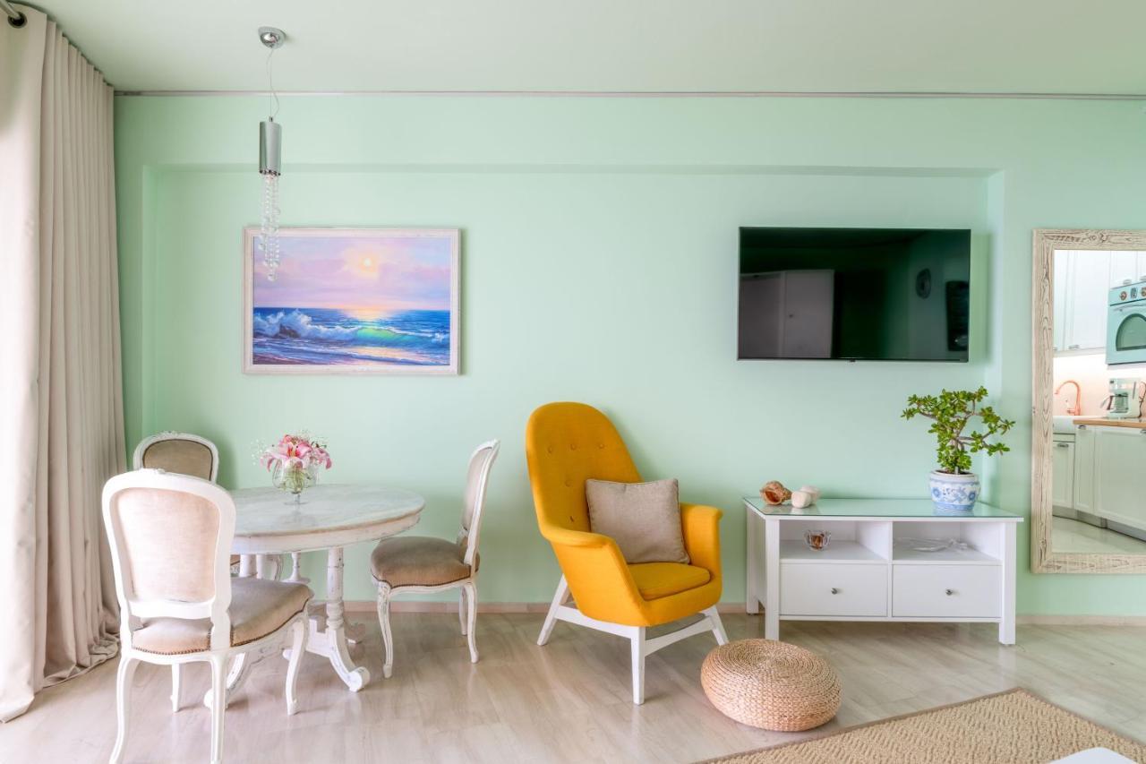 Lydia'S Luxury Apartment لوتراكي المظهر الخارجي الصورة